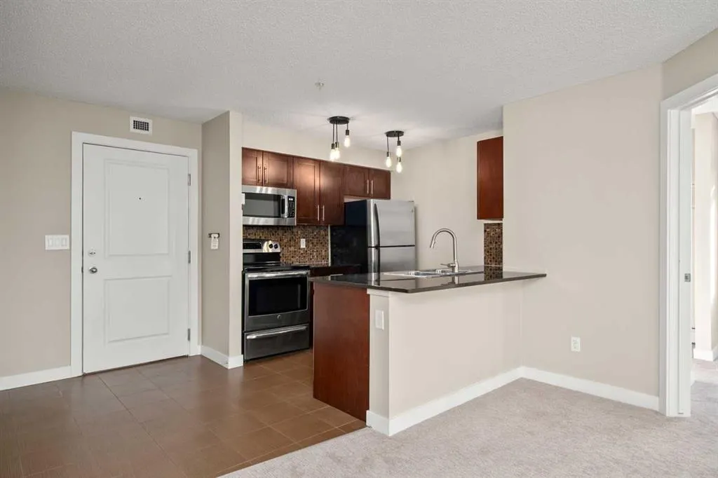 403 Mackenzie Way SW, #3309
