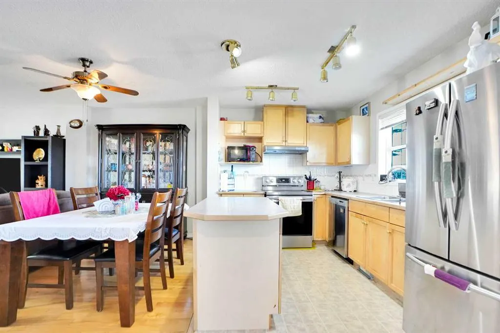7707 Martha's Haven Park NE, #175