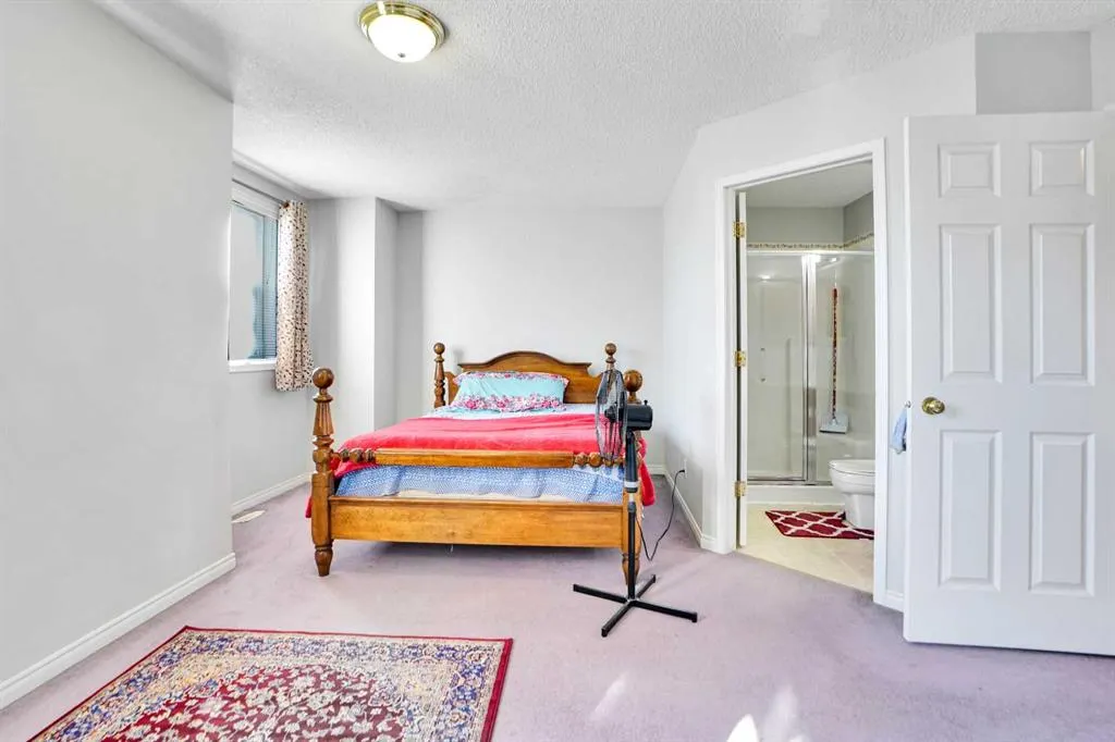 7707 Martha's Haven Park NE, #175