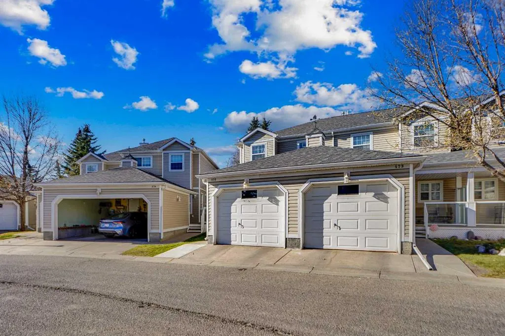 7707 Martha's Haven Park NE, #175