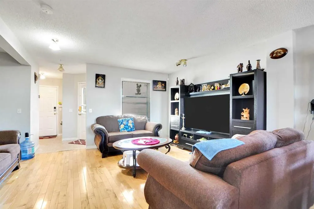 7707 Martha's Haven Park NE, #175