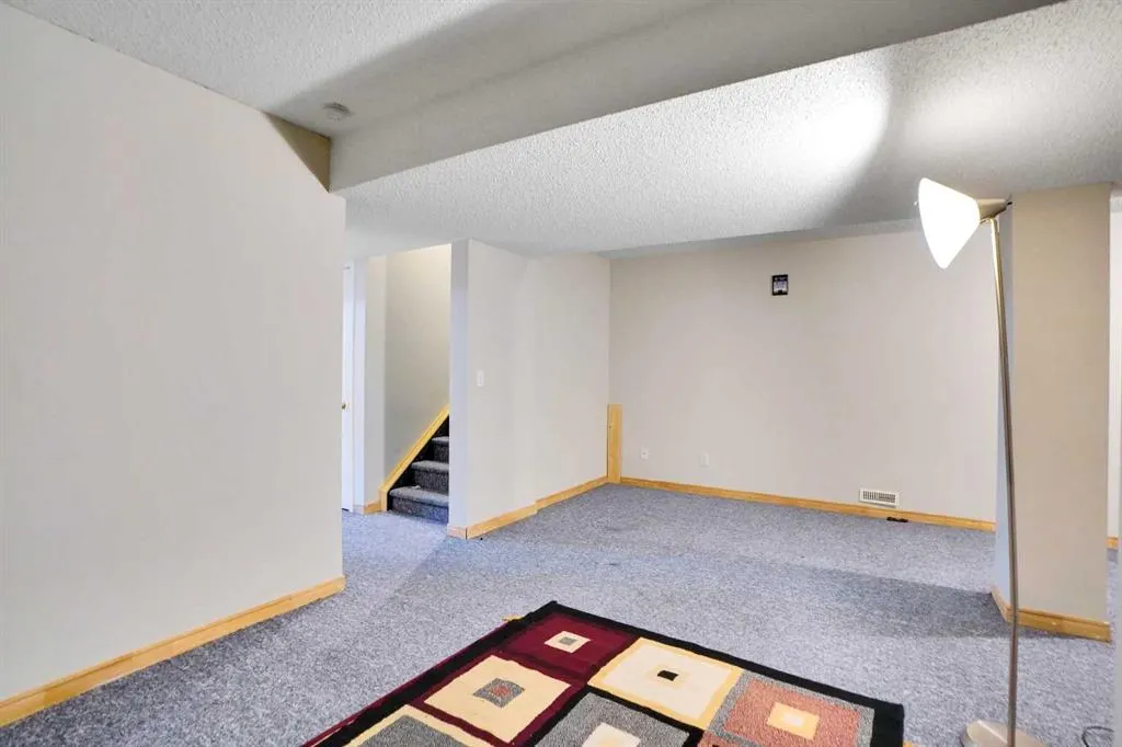 7707 Martha's Haven Park NE, #175