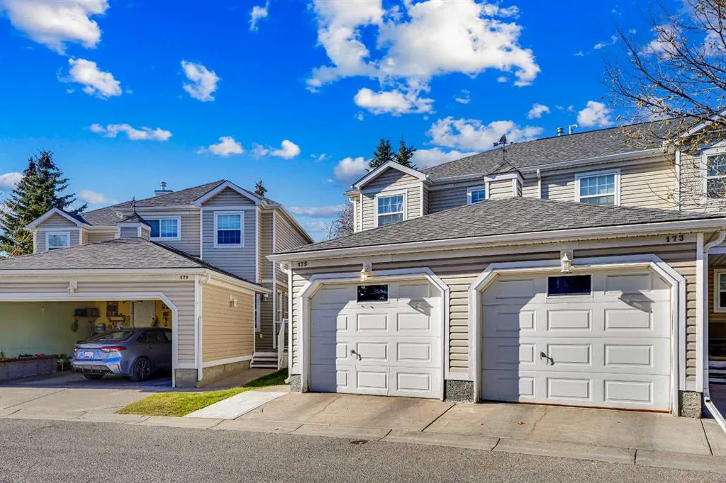 7707 Martha's Haven Park NE, #175