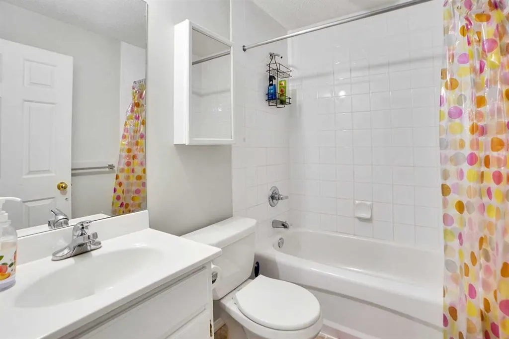 7707 Martha's Haven Park NE, #175