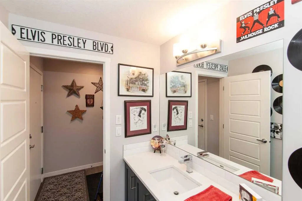 40 Carrington Plaza NW, #103