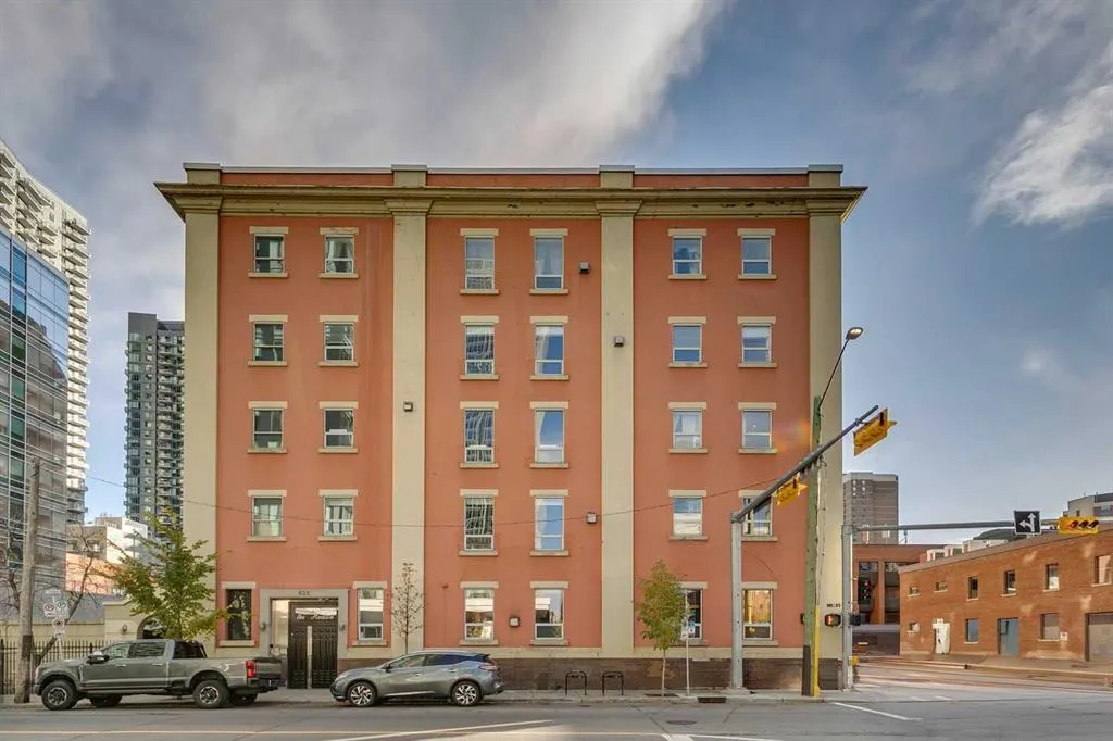 535 10 Avenue SW, #204