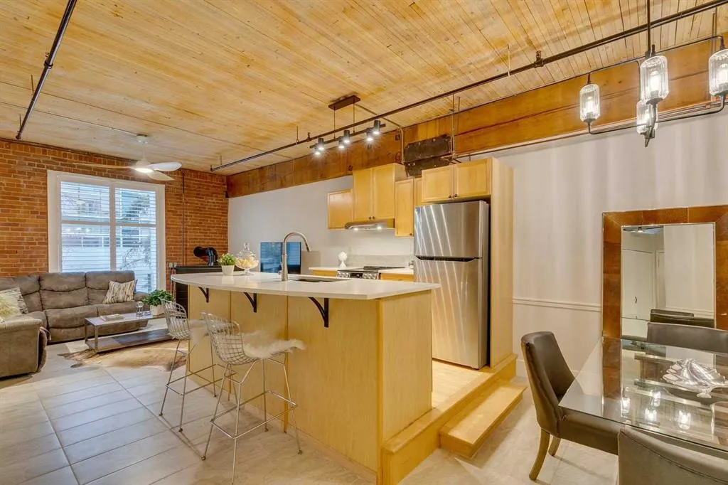 535 10 Avenue SW, #204