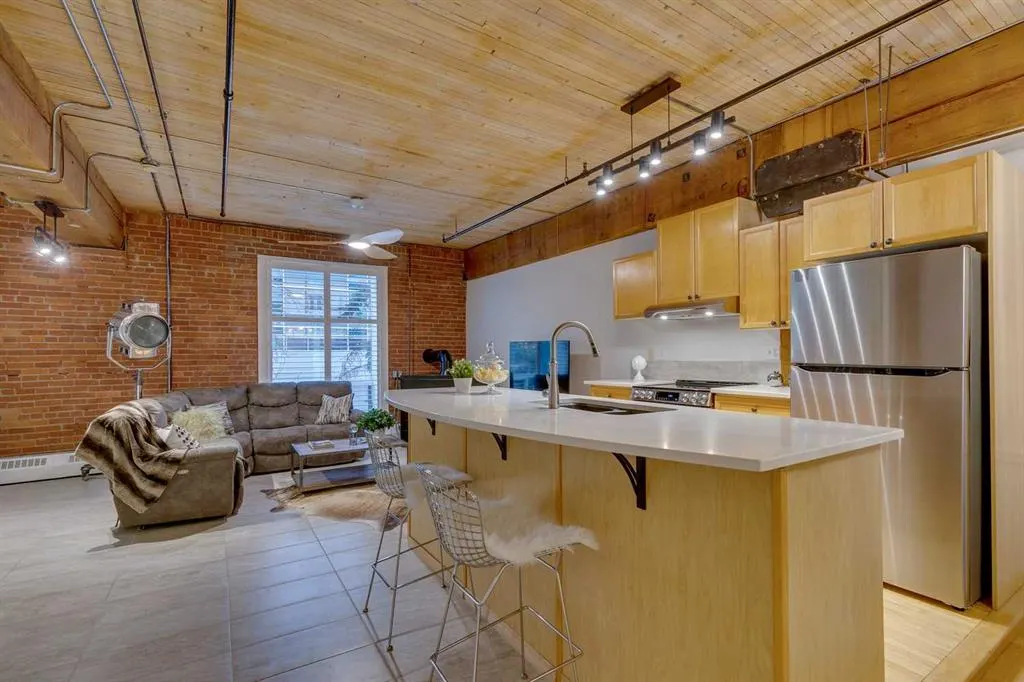 535 10 Avenue SW, #204