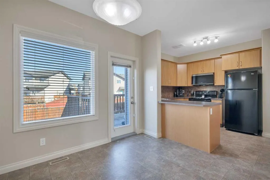 101 Piper Close