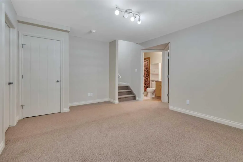 101 Piper Close