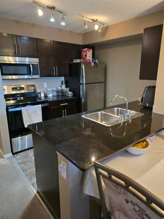 5 Saddlestone Way NE, #214