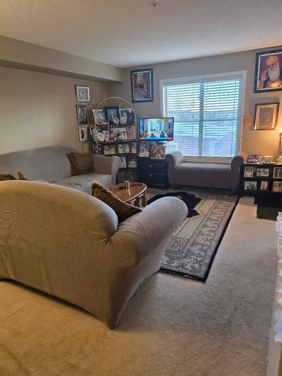 5 Saddlestone Way NE, #214