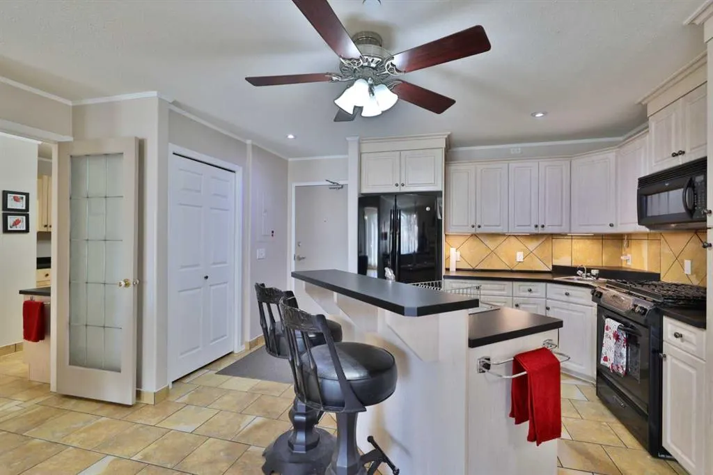 4834 52A Street, #105