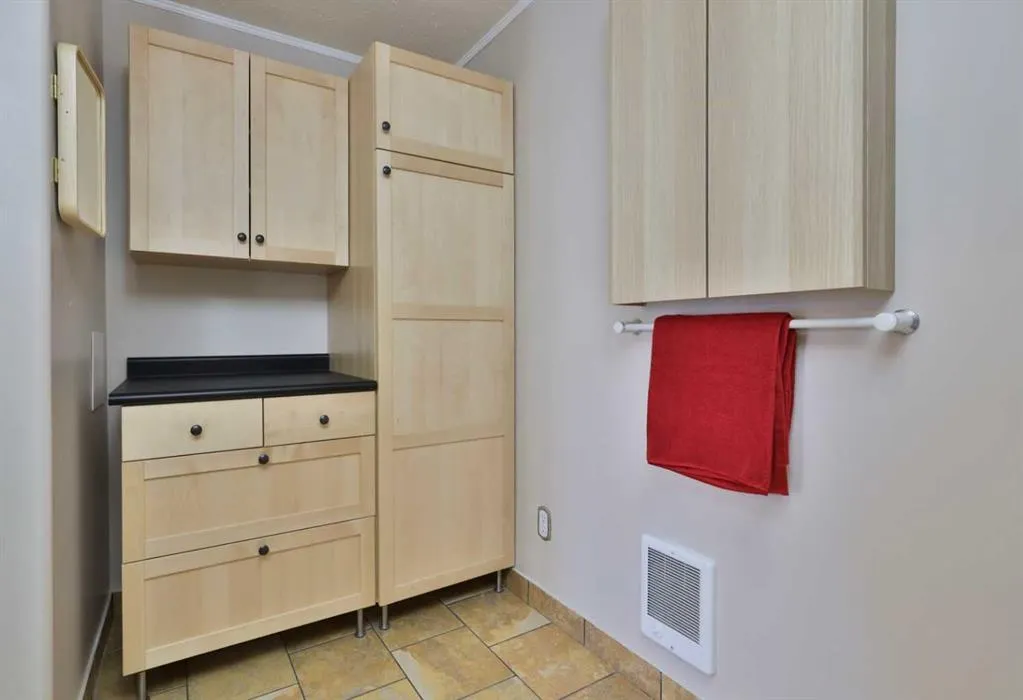 4834 52A Street, #105
