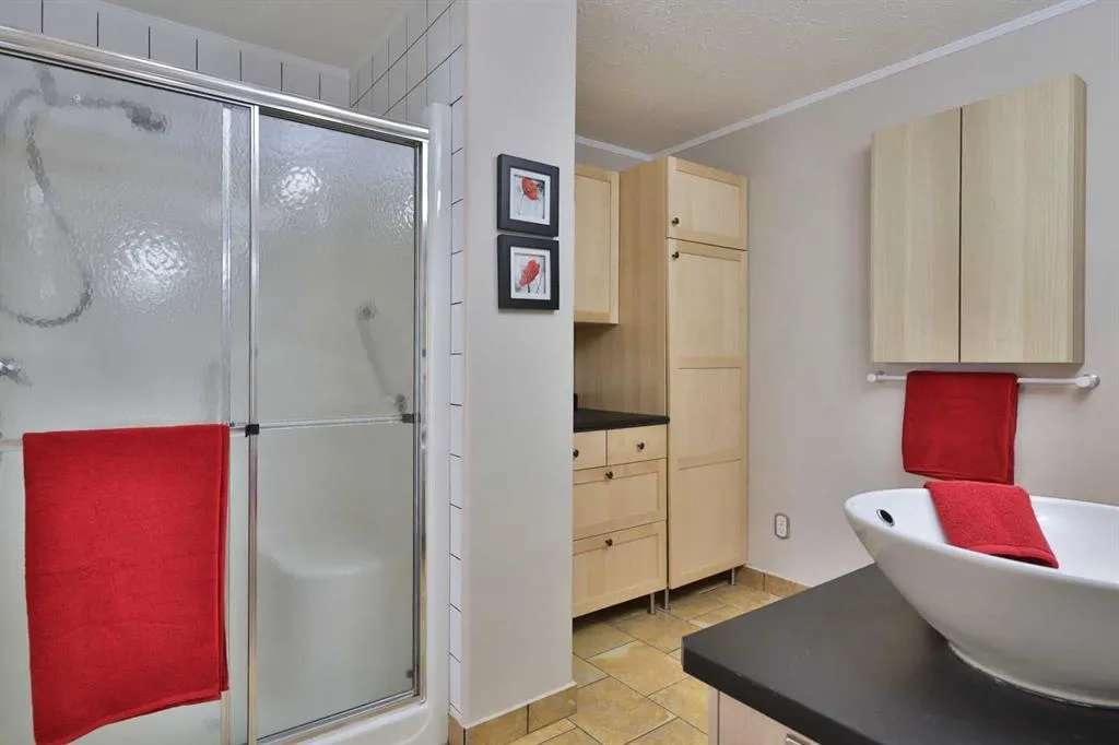 4834 52A Street, #105