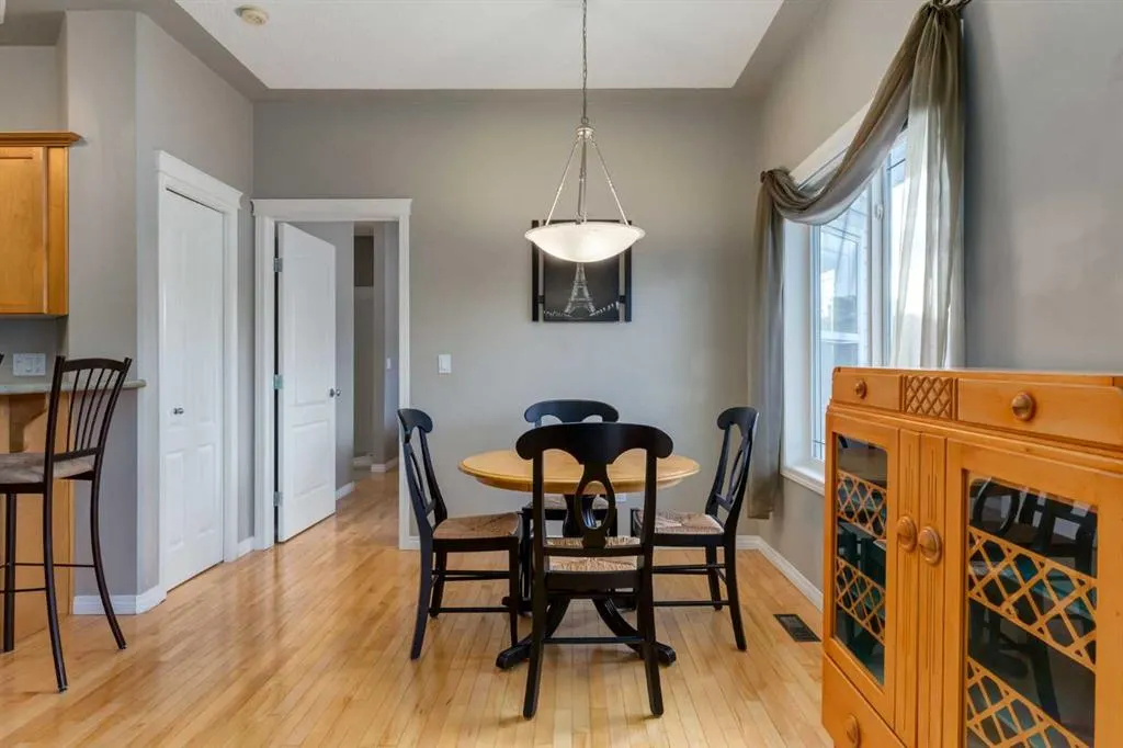 105 Rocky Vista Terrace NW