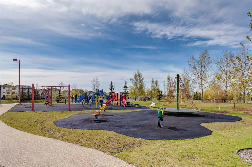 105 Rocky Vista Terrace NW