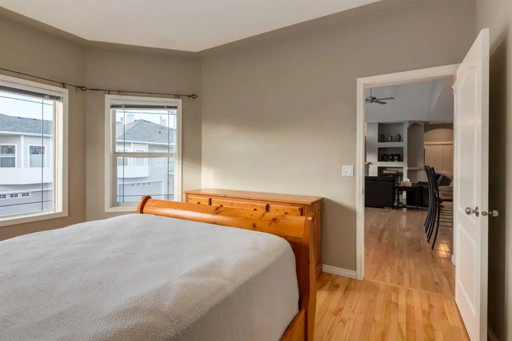 105 Rocky Vista Terrace NW