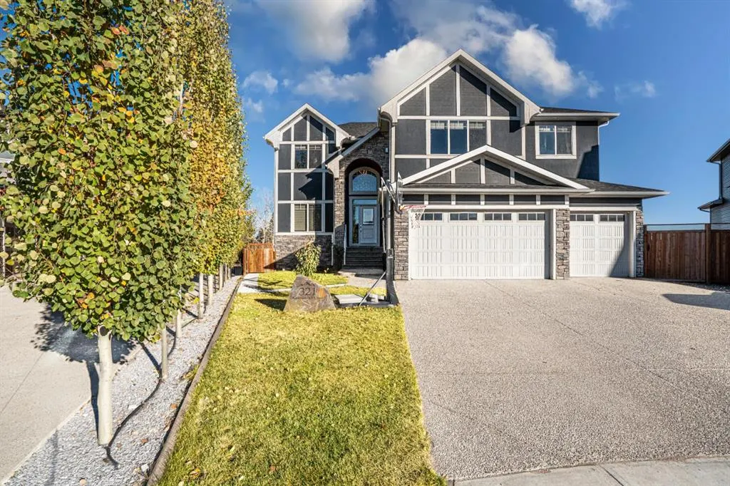 321 Kinniburgh Cove