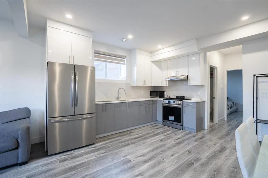 321 Kinniburgh Cove