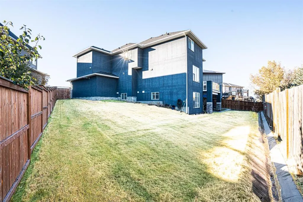 321 Kinniburgh Cove