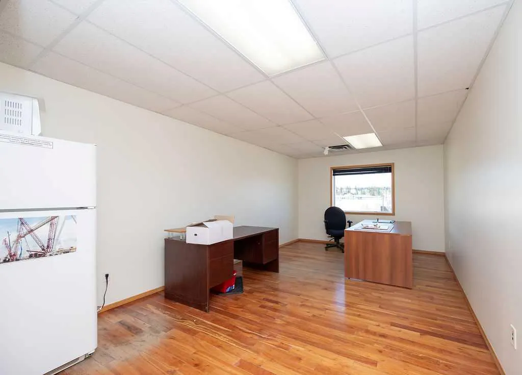 4706 50 Avenue, #205
