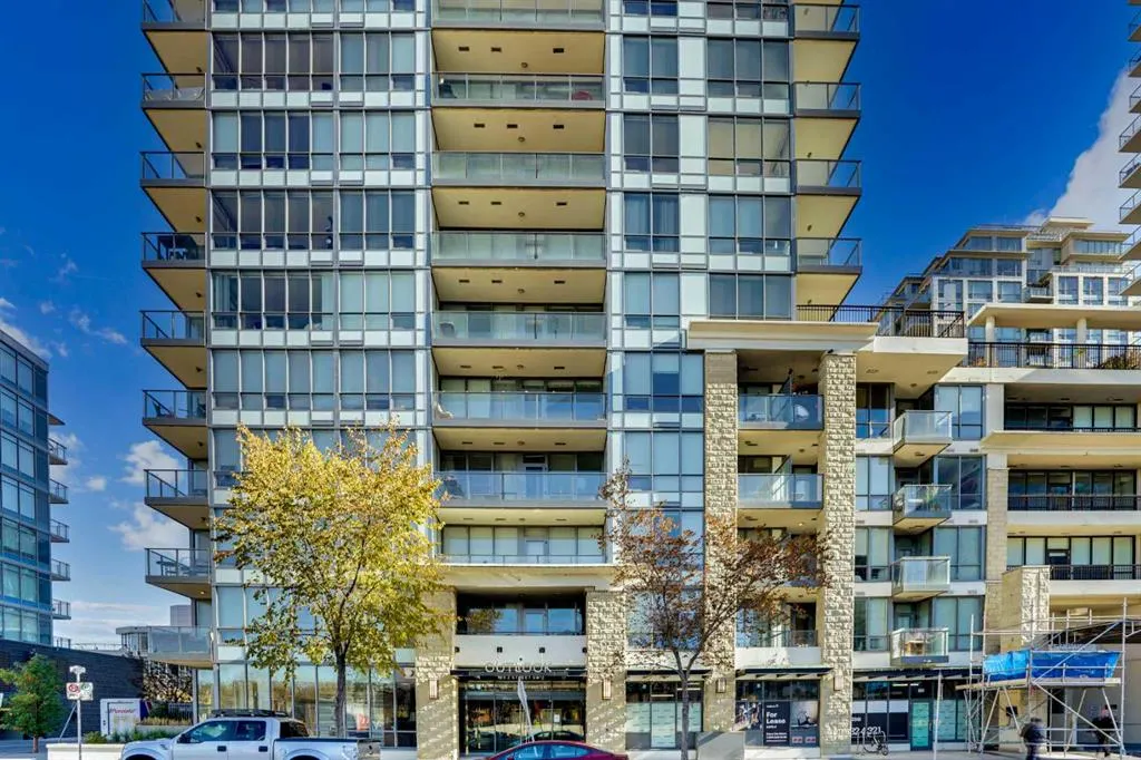 128 2 Street SW, #205