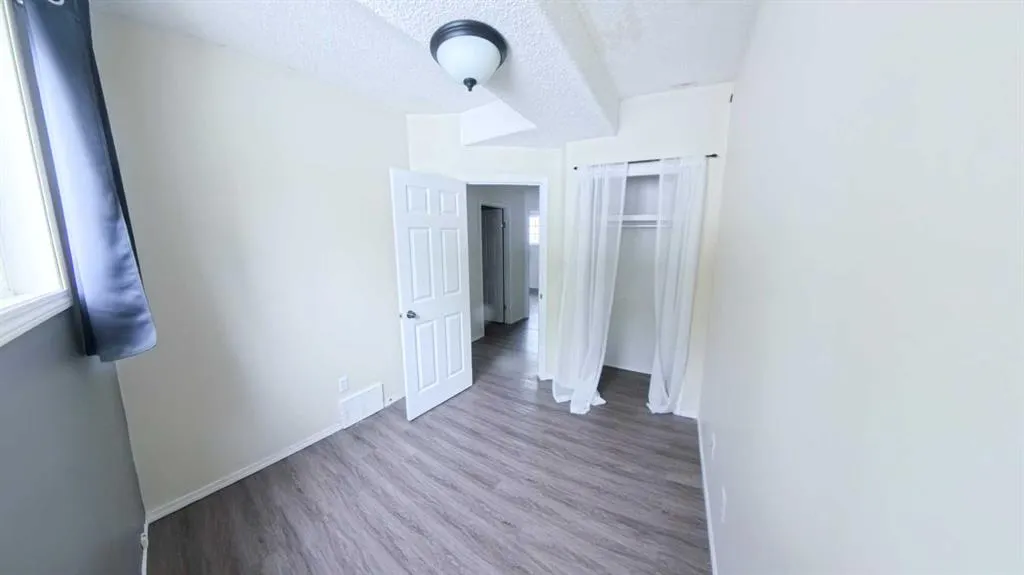 279 Mustang Road
