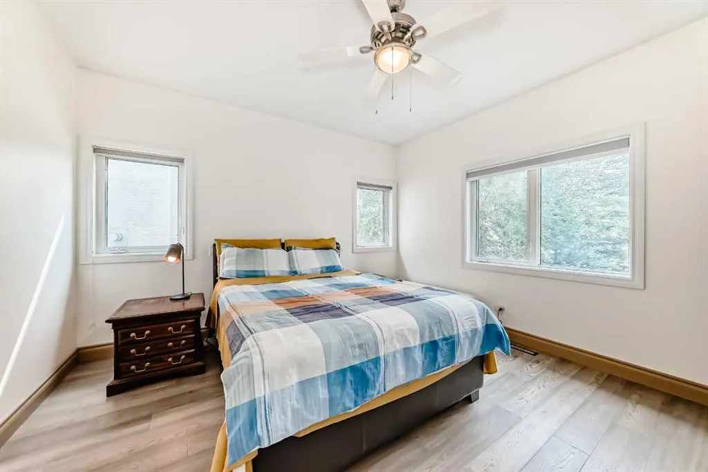 29 Simcoe Gate SW
