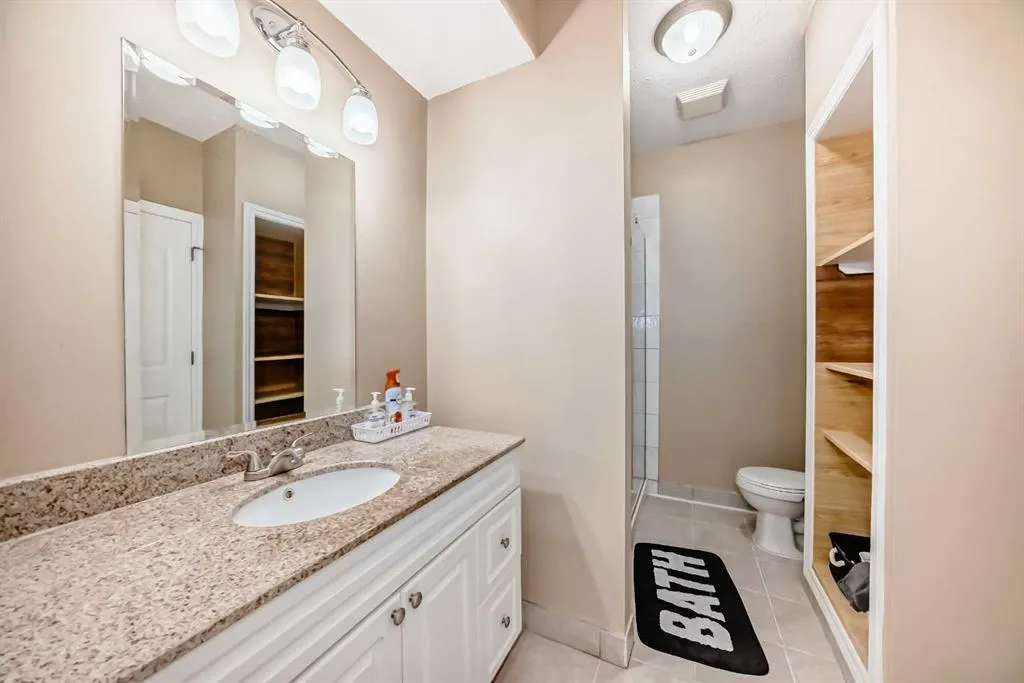 29 Simcoe Gate SW