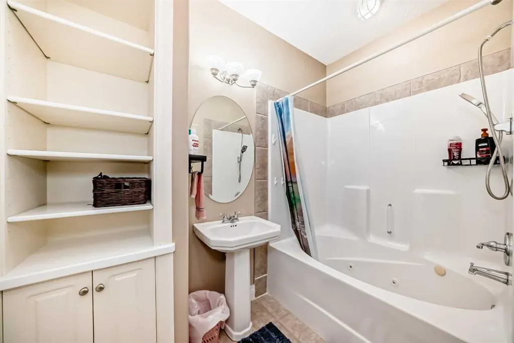 29 Simcoe Gate SW
