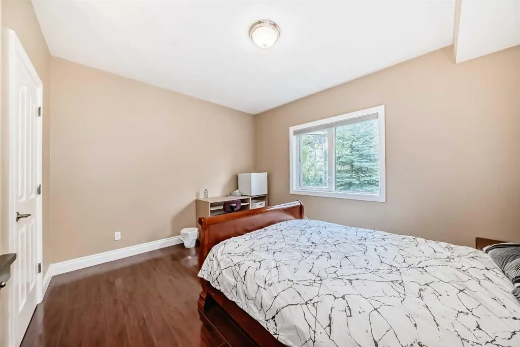 29 Simcoe Gate SW