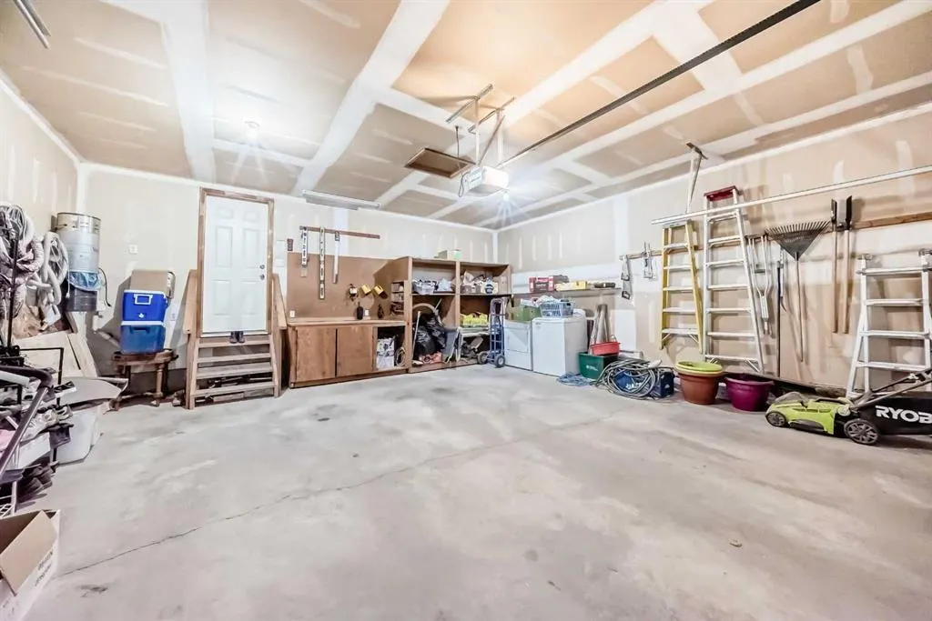 29 Simcoe Gate SW
