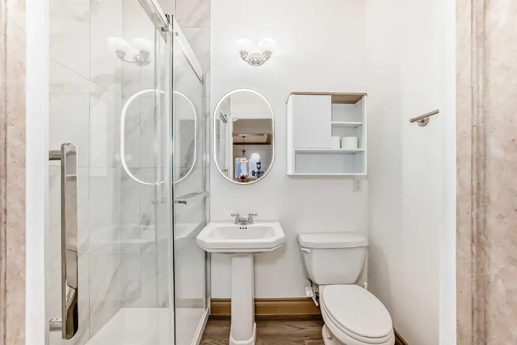 29 Simcoe Gate SW