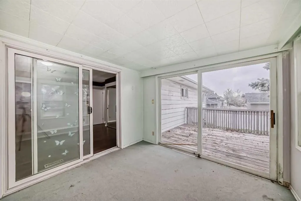 1403 19 Street NE