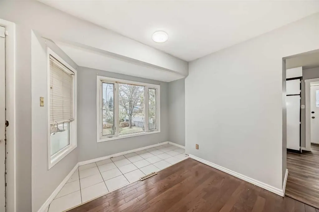 1403 19 Street NE