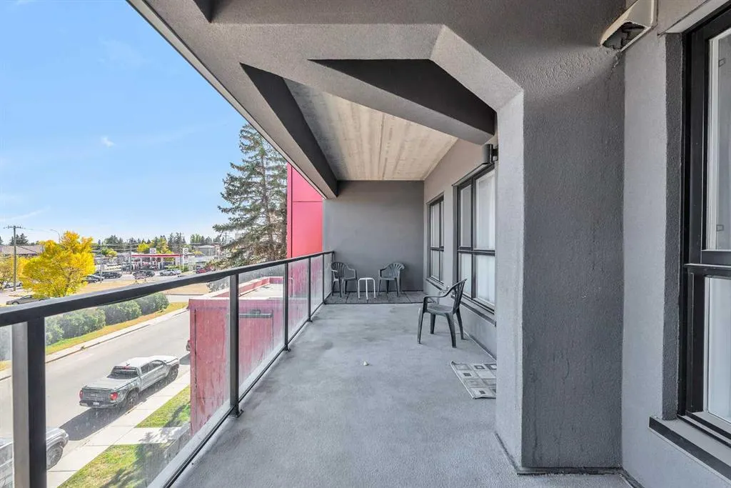 1629 38 Street SW, #206