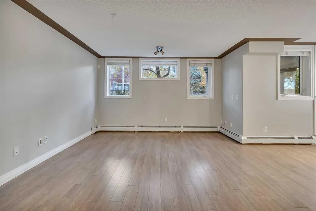 2411 Erlton Road SW, #106