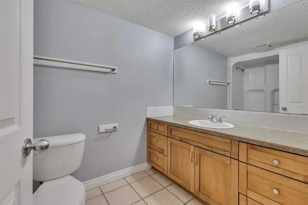 2411 Erlton Road SW, #106
