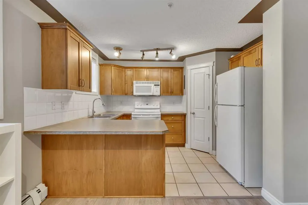 2411 Erlton Road SW, #106
