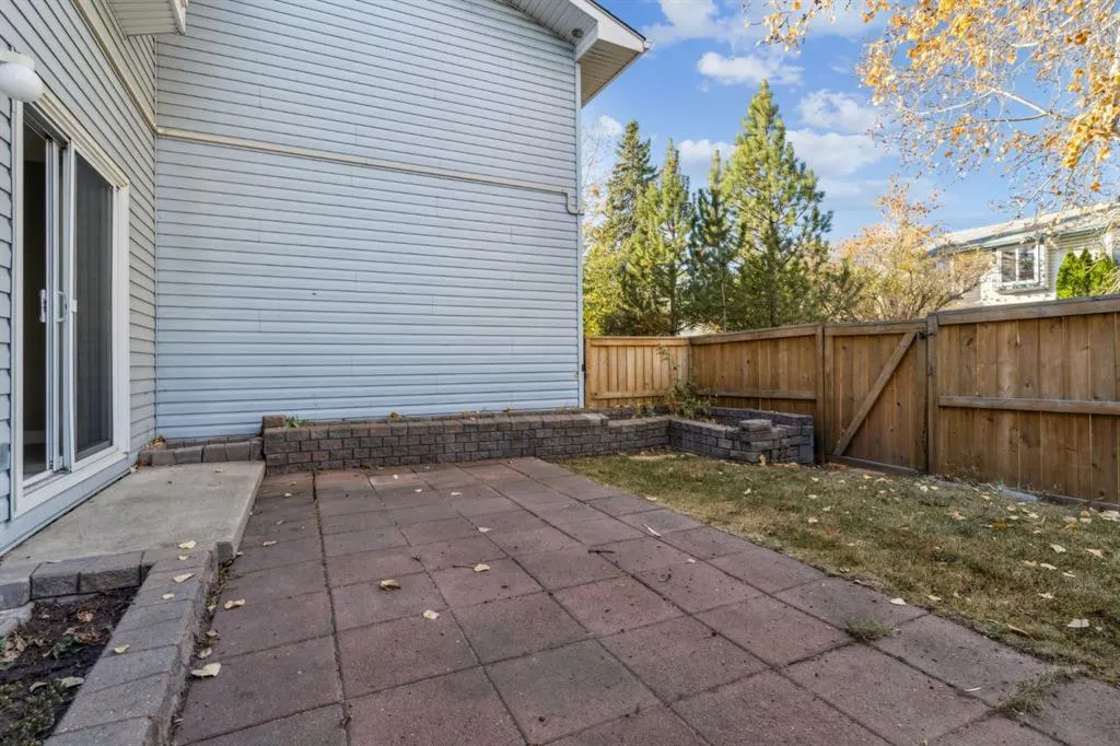 4810 40 Avenue SW, #15