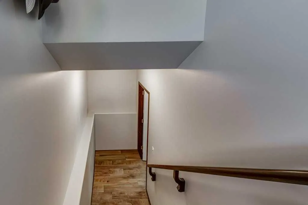 13 Adina Close