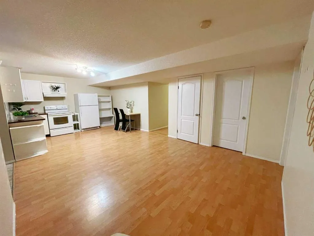 221 Coulee Creek Manor
