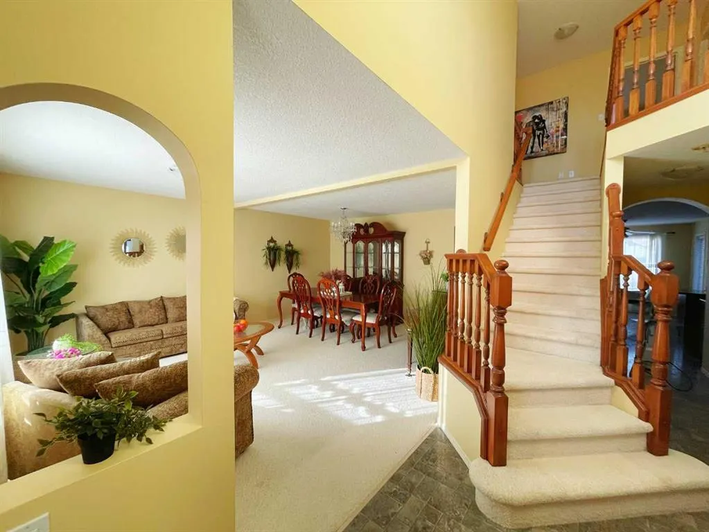 221 Coulee Creek Manor