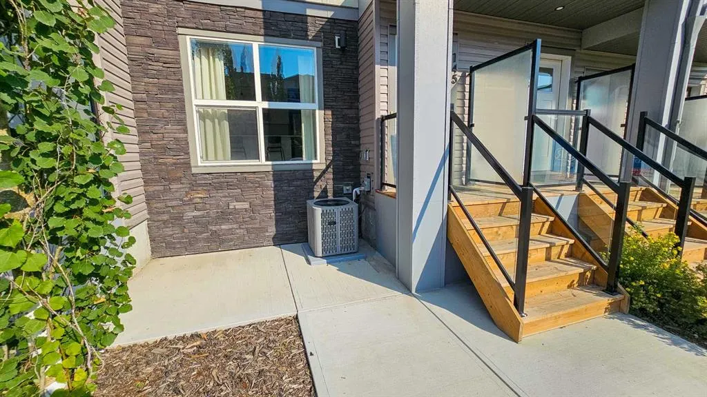 145 Spring Creek Common SW