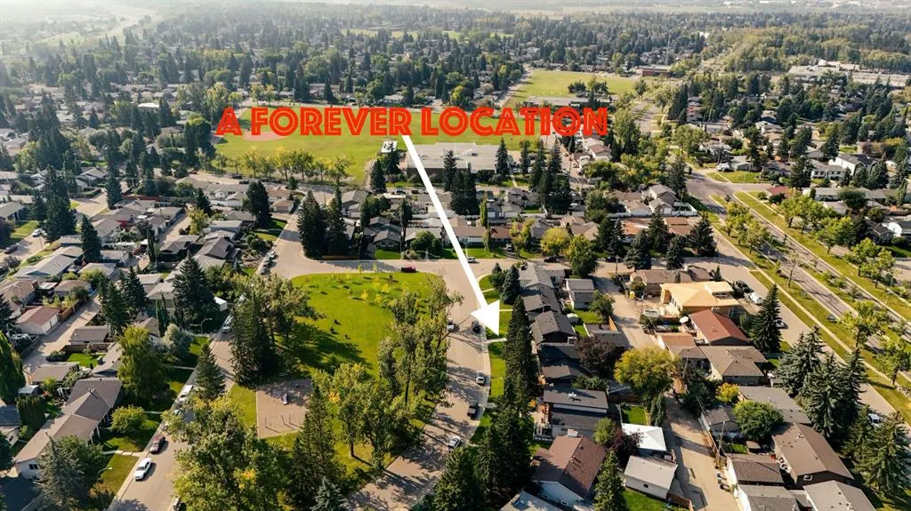 1011 Lake Wapta Way SE