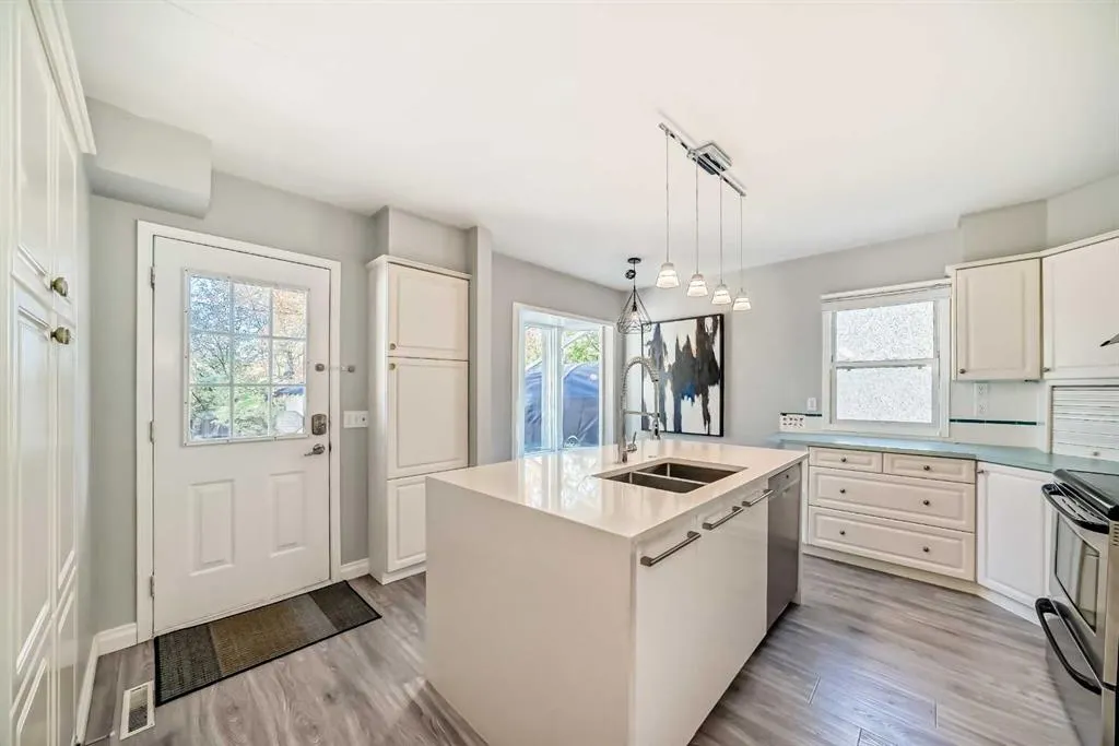 614 Centre A Street NW