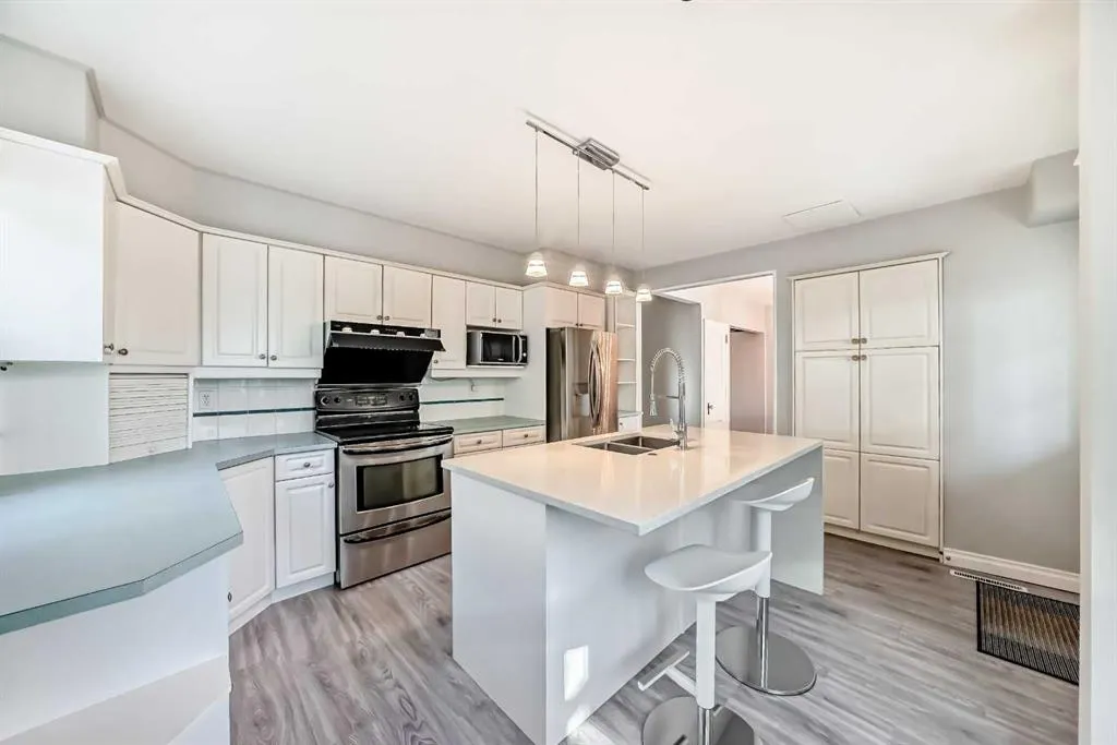 614 Centre A Street NW