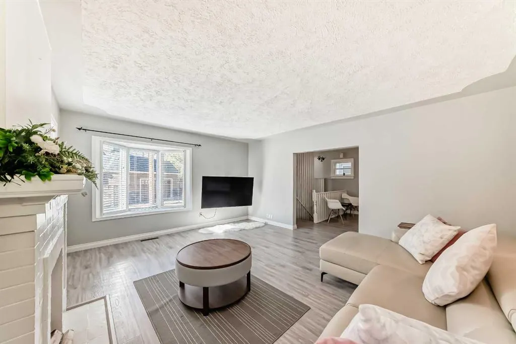 614 Centre A Street NW