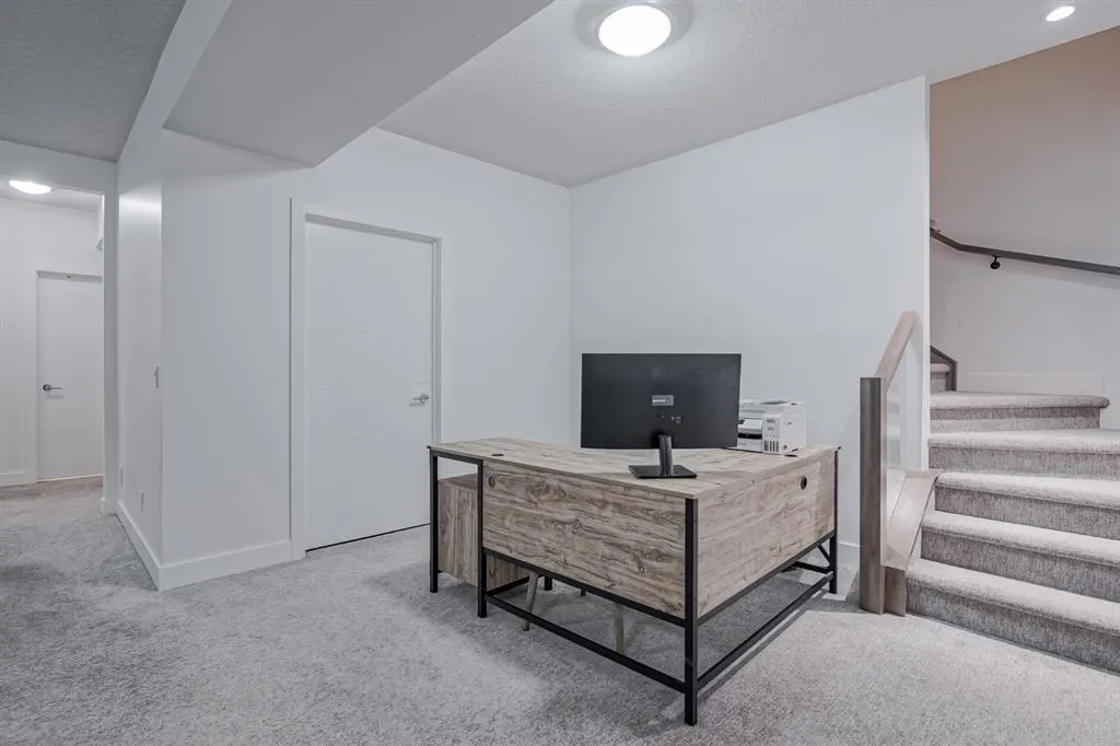 2115 34 Avenue SW, #100